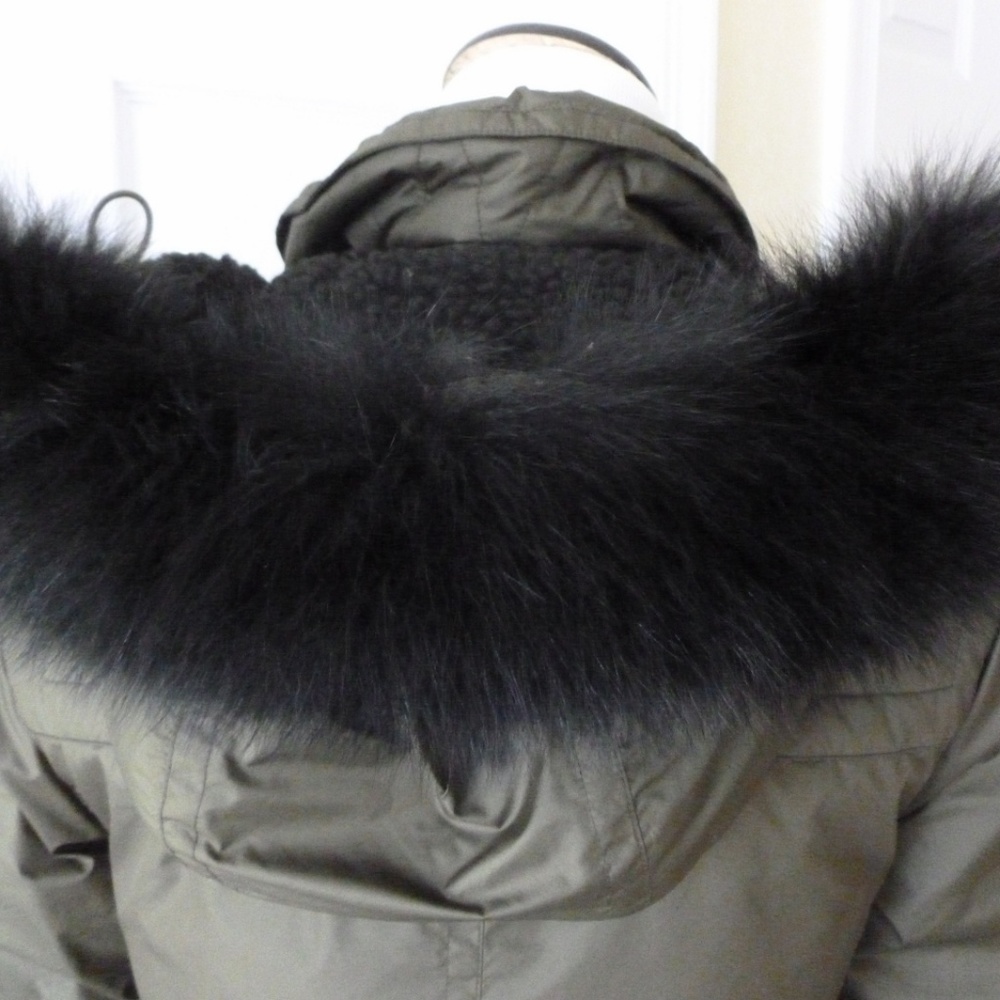 Burberry Worthington Down Toggle Coat Fox Fur Hood - Picture 5 of 8